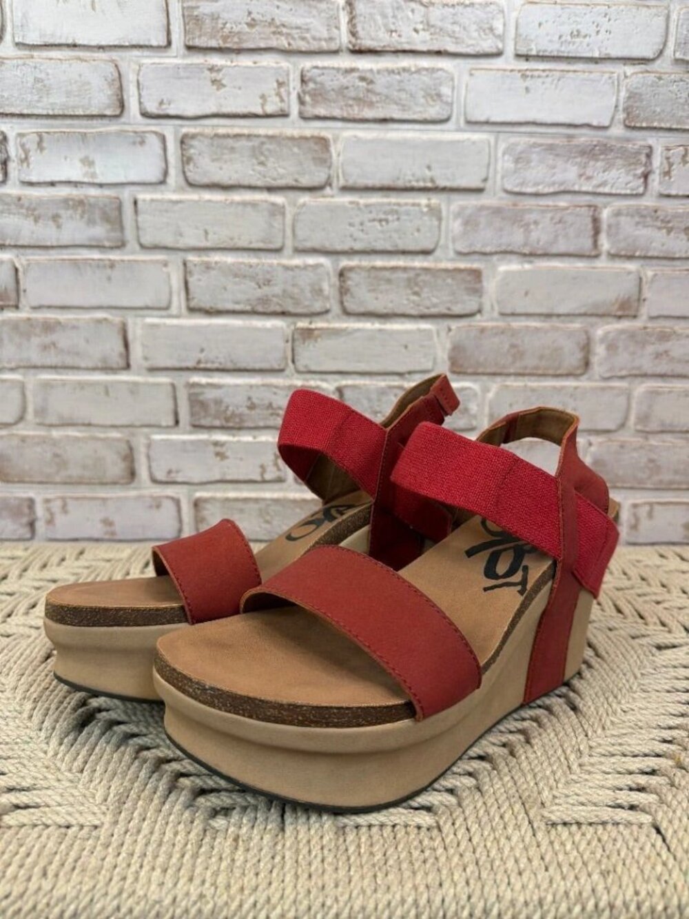 OTBT Red Sandals Size 10 Strappy
